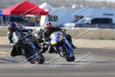 media/Dec-18-2022-SoCal Trackdays (Sun) [[8099a50955]]/Turn 2 (950am)/